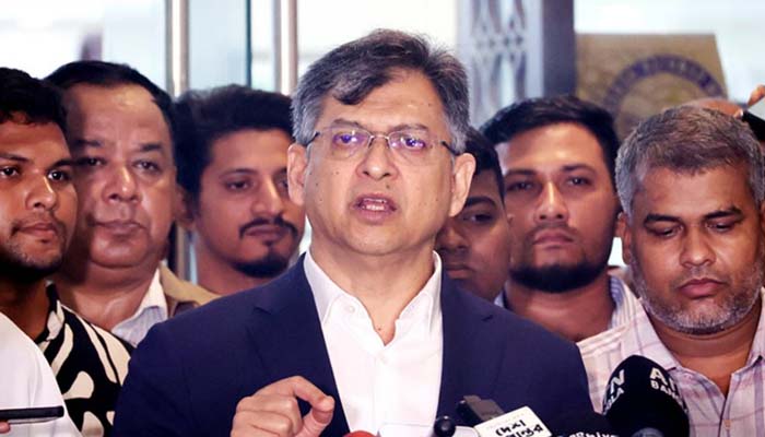 চাঁদাবাজ ও সন্ত্রাসীদের তালিকা পুলিশের কাছে আছে, অভিযান জোরদার হচ্ছে