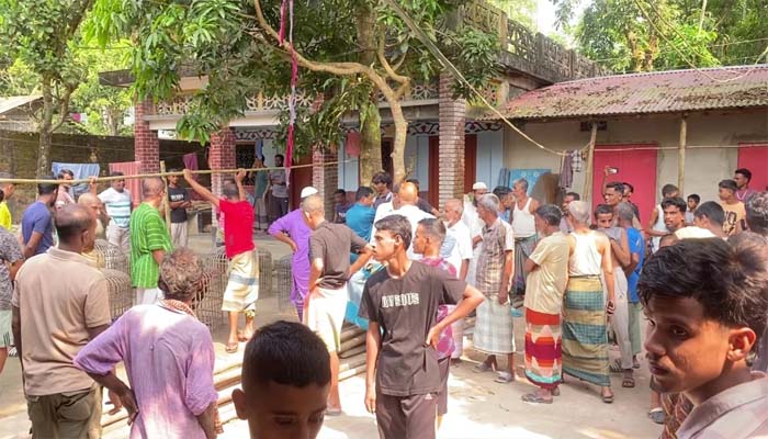 বিয়ের দাওয়াত নিয়ে মারামারি: ভাইয়ের হাতে ভাই খুন